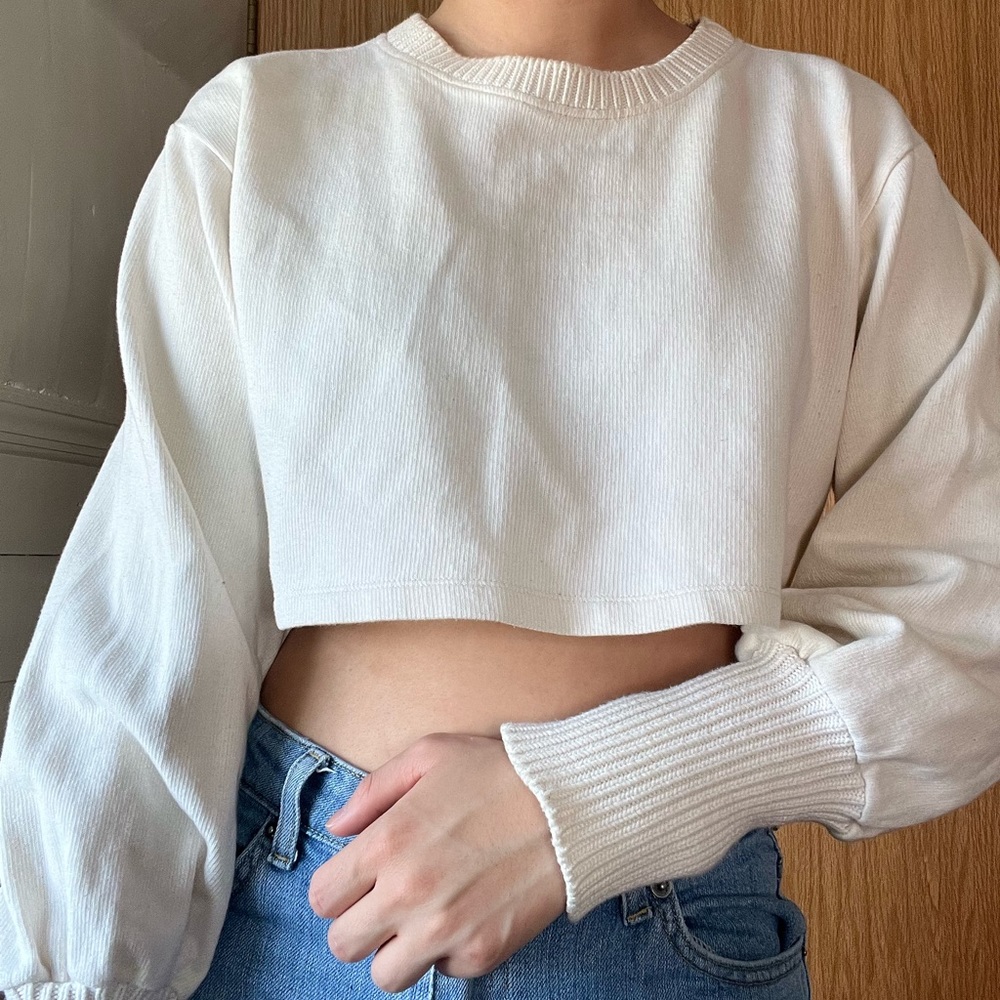 Cropped cream Zara sweater